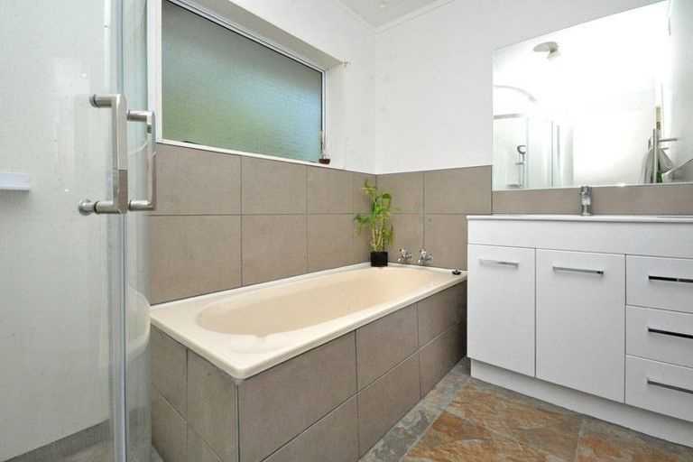 Photo of property in 9a Jutland Road, Pukekohe, 2120