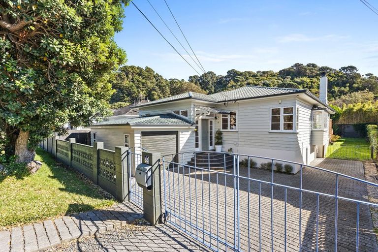 Photo of property in 58 Inglis Street, Seatoun, Wellington, 6022