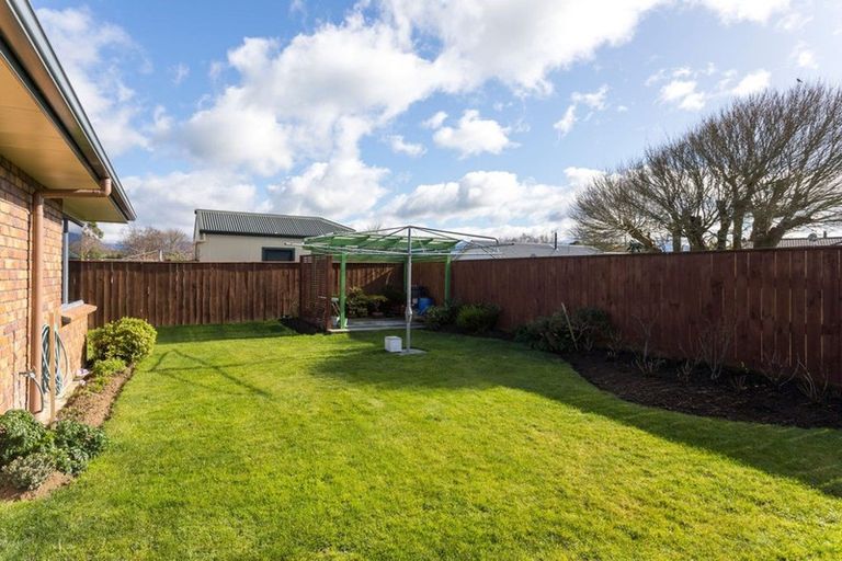 Photo of property in 1 Guinane Street, Dannevirke, 4930
