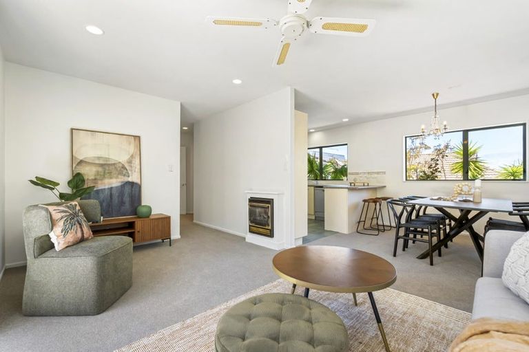 Photo of property in 3/182 Mokoia Road, Chatswood, Auckland, 0626
