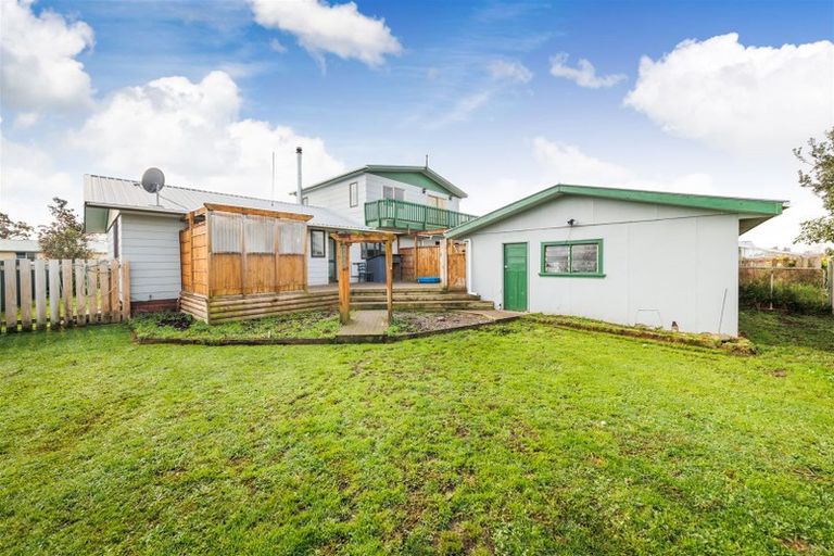 Photo of property in 7 Harding Place, Feilding, 4702