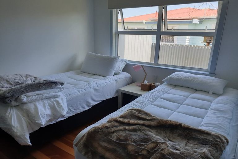 Photo of property in 6 Eton Place, Levin, 5510