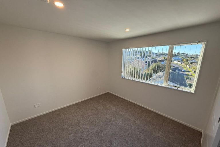 Photo of property in 33a Riverhills Avenue, Pakuranga Heights, Auckland, 2010