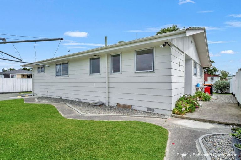 Photo of property in 111 Apollo Parade, Milson, Palmerston North, 4414