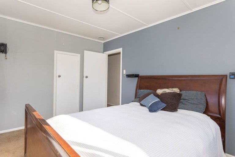Photo of property in 3 Heretaunga Road, Maharahara, Dannevirke, 4972