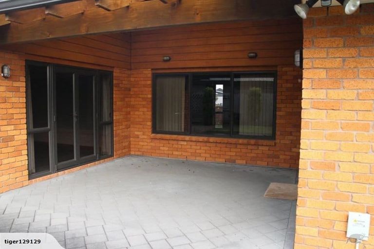 Photo of property in 2 Shiraz Place, Rototuna, Hamilton, 3210