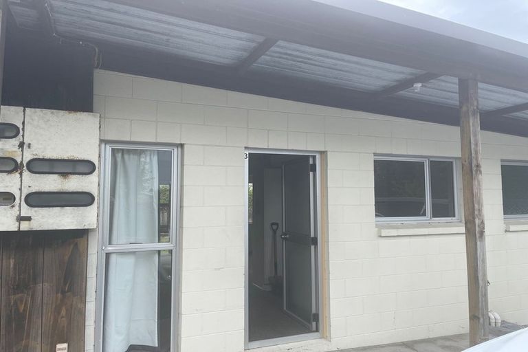 Photo of property in 2/21a Landscape Road, Papatoetoe, Auckland, 2025