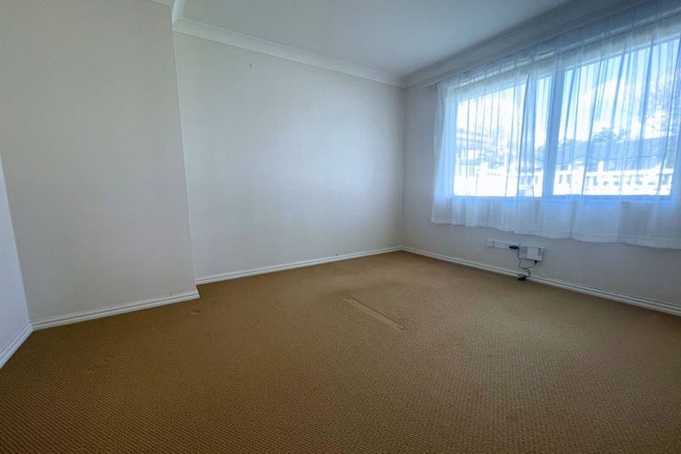 Photo of property in 12 Lansell Drive, East Tamaki Heights, Auckland, 2016