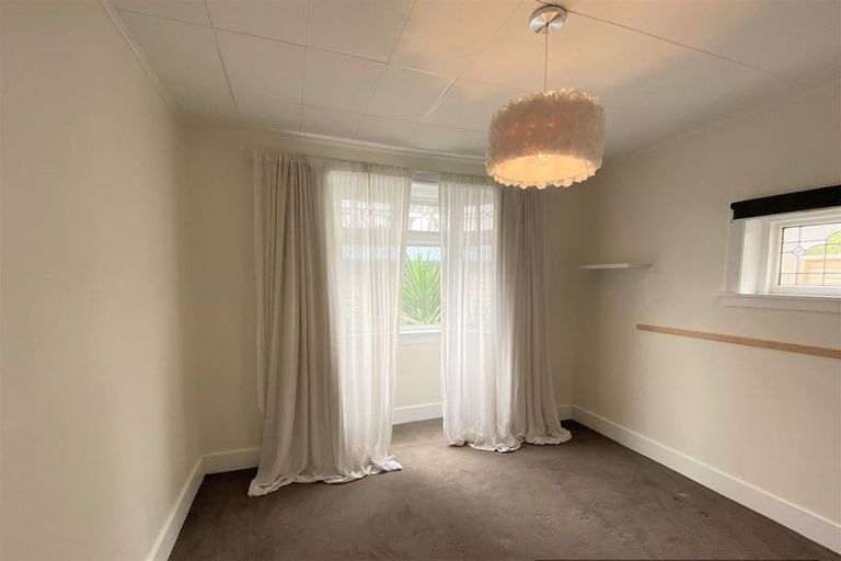 Photo of property in 139 Saint Martins Road, Saint Martins, Christchurch, 8022