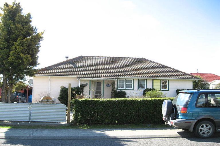 Photo of property in 2 Savage Crescent, Waipukurau, 4200