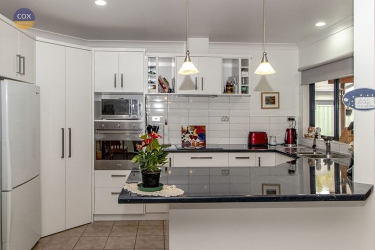 Photo of property in 24a Dolbel Street, Taradale, Napier, 4112