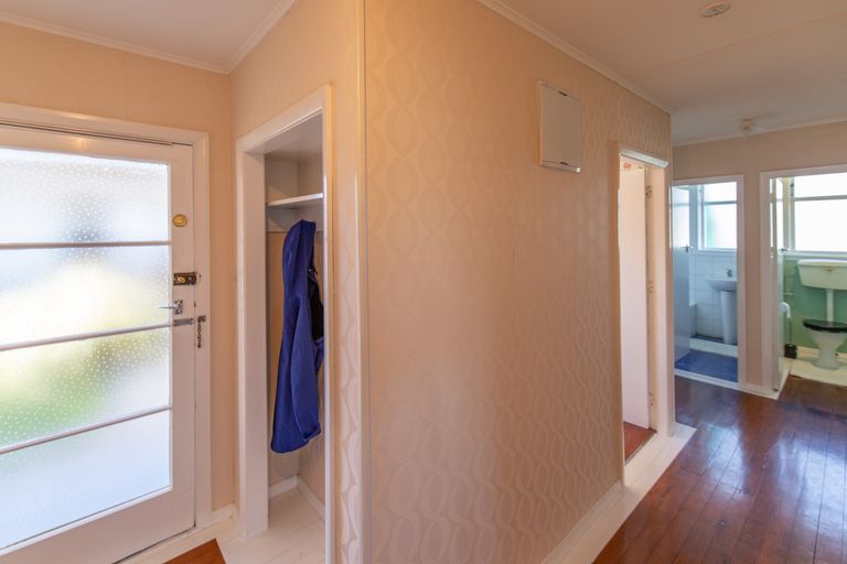 Photo of property in 22 Eureka Street, Aranui, Christchurch, 8061