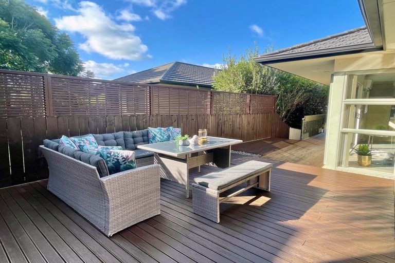 Photo of property in 15 Reidy Place, Pukekohe, 2120