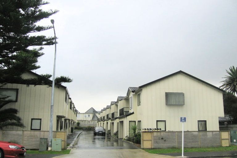 Photo of property in 9/53 Maclean Street, Paraparaumu Beach, Paraparaumu, 5032