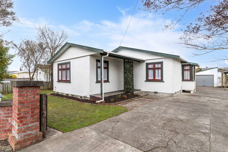 Photo of property in 62 Herbert Street, Masterton, 5810