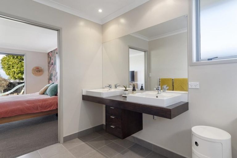 Photo of property in 105 Hawkridge Heights, Bethlehem, Tauranga, 3110