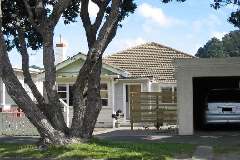 Photo of property in 52 Dundas Street, Seatoun, Wellington, 6022