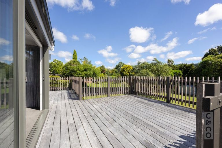 Photo of property in 19 Maude Street, Riverhead, 0820