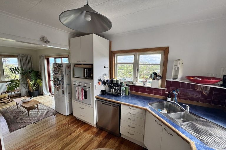 Photo of property in 111 Nevay Road, Miramar, Wellington, 6022