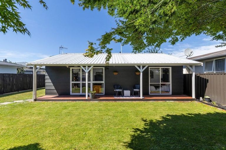 Photo of property in 605 Maddison Street, Akina, Hastings, 4122