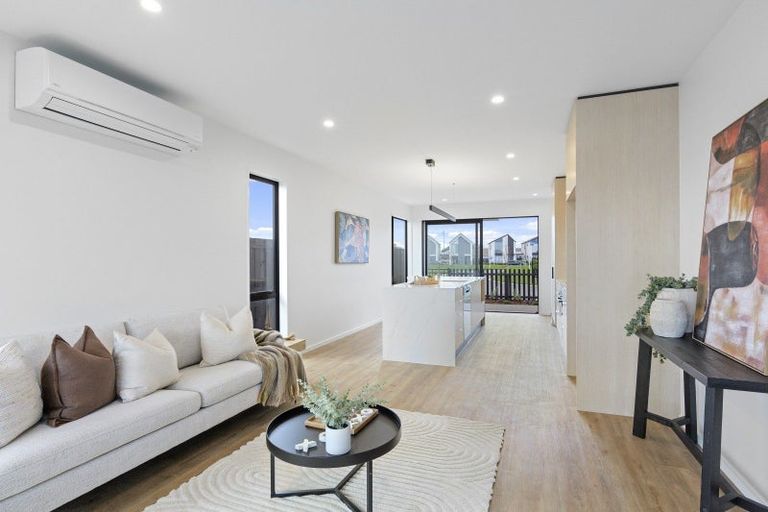 Photo of property in 1 Monsaraz Boulevard, Halswell, Christchurch, 8025