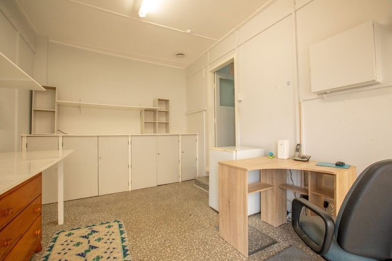 Photo of property in 12b Beauchamp Street, Tawa, Wellington, 5028