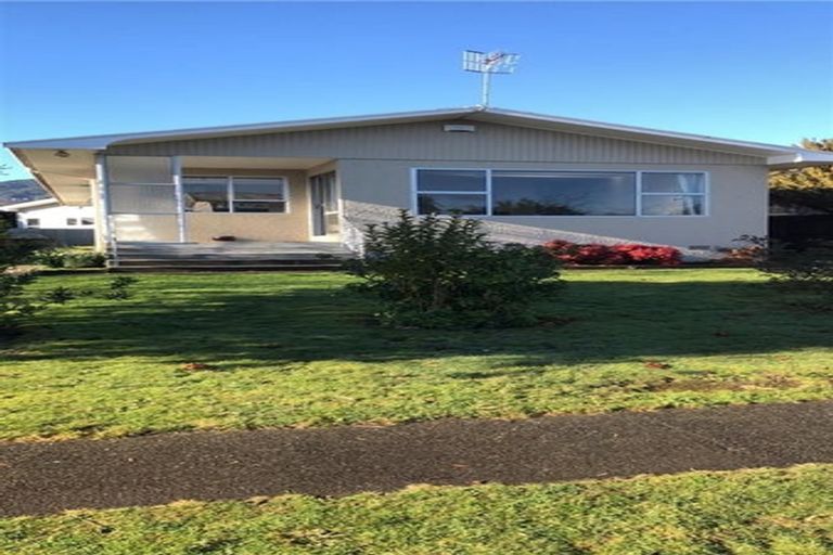 Photo of property in 32 Fergusson Street, Stoke, Nelson, 7011