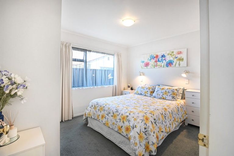 Photo of property in 1 Belgrove Drive, Waipukurau, 4200