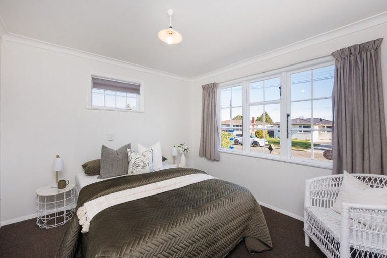 Photo of property in 8 Norwich Place, Awapuni, Palmerston North, 4412