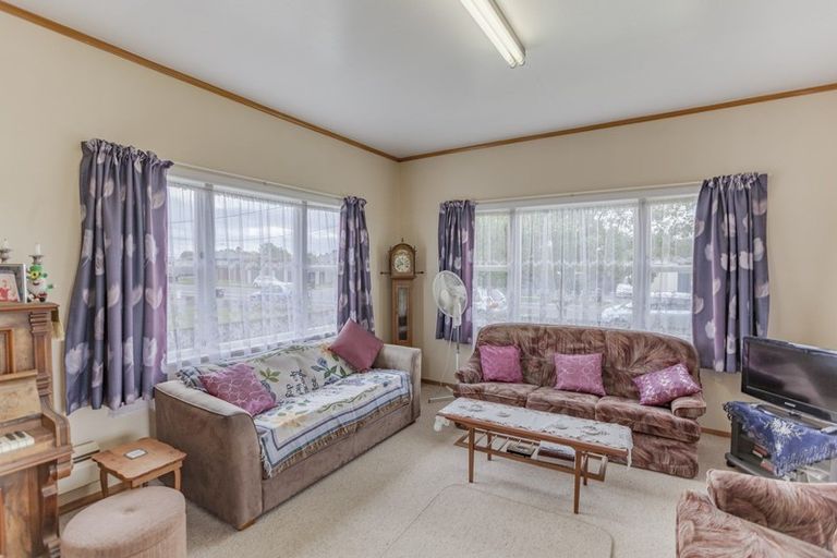 Photo of property in 135 Guppy Road, Taradale, Napier, 4112