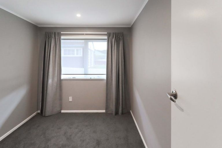 Photo of property in 16 Kerepehi Grove, Wainuiomata, Lower Hutt, 5014