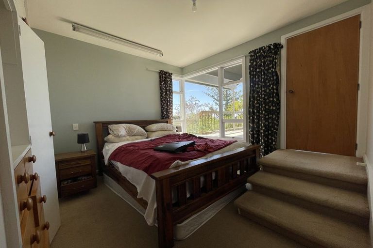 Photo of property in 116 Moncks Spur Road, Redcliffs, Christchurch, 8081