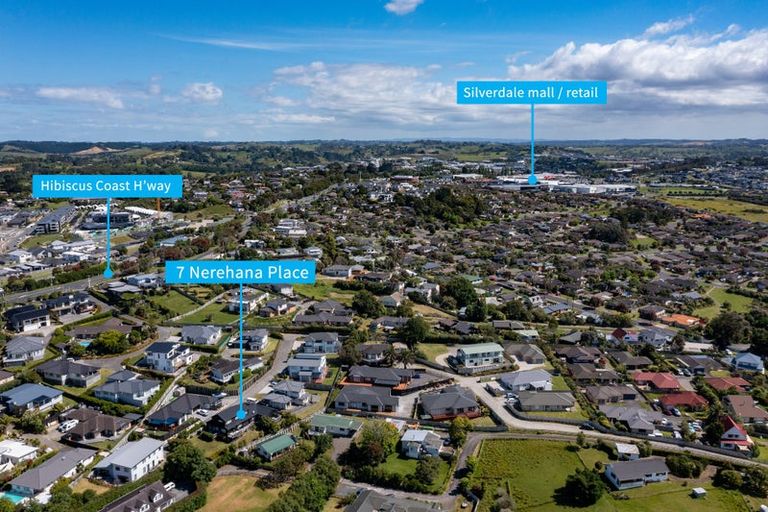 Photo of property in 7 Nerehana Place, Red Beach, 0932