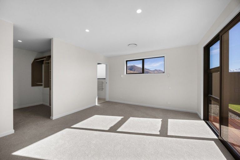 Photo of property in 9 Packer Road, Wanaka, 9382