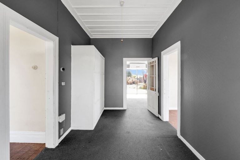 Photo of property in 41 Gloag Street, Waverley, 4510