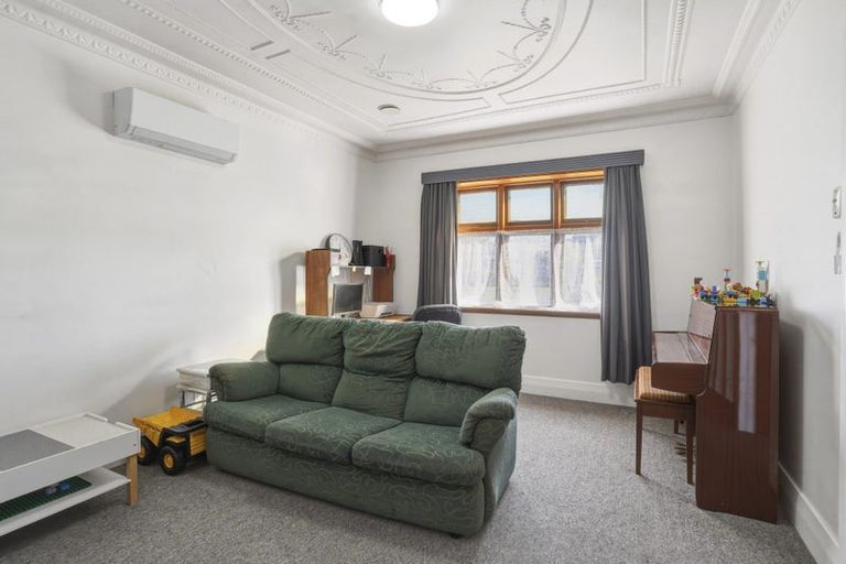 Photo of property in 23 Chaucer Street, Milton, 9220