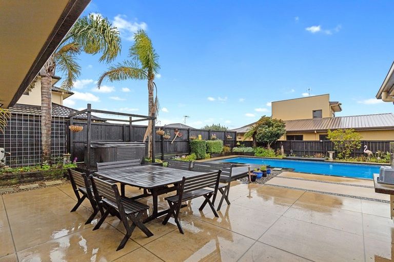 Photo of property in 12 Parkwood Place, Huntington, Hamilton, 3210