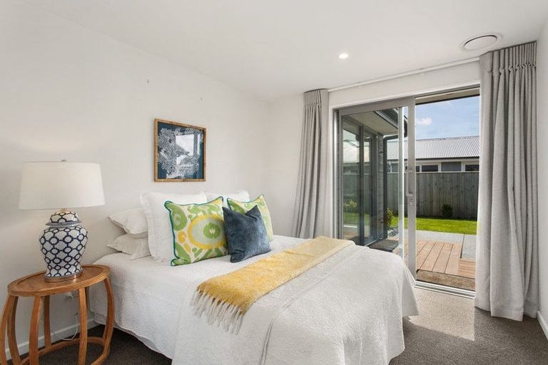 Photo of property in 98 Leistrella Road, Hoon Hay, Christchurch, 8025