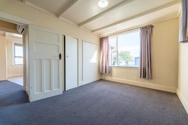 Photo of property in 72 Avenue Road, West End, Timaru, 7910