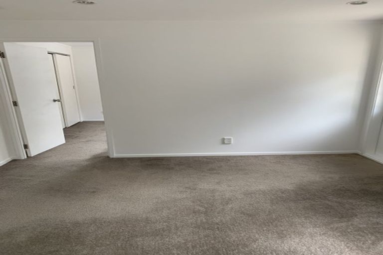Photo of property in 6a Channel View Road, Campbells Bay, Auckland, 0630