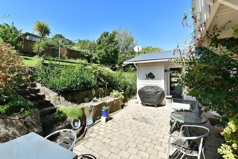 Photo of property in 13 Porter Crescent, Helensville, 0800