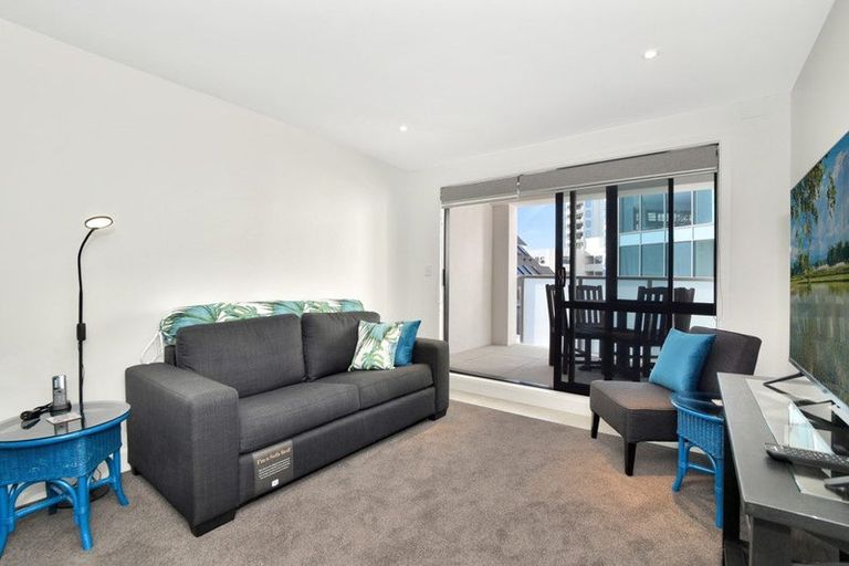 Photo of property in 6 Adams Avenue, Mount Maunganui, 3116