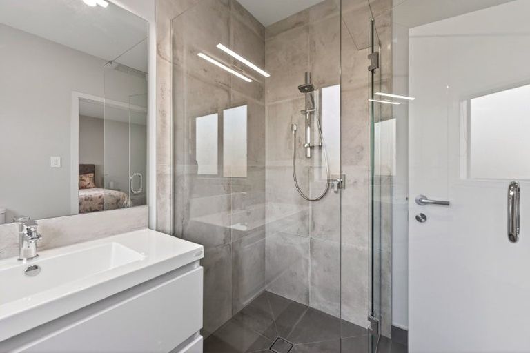 Photo of property in 3 Magnolia Lane, Kelvin Grove, Palmerston North, 4414
