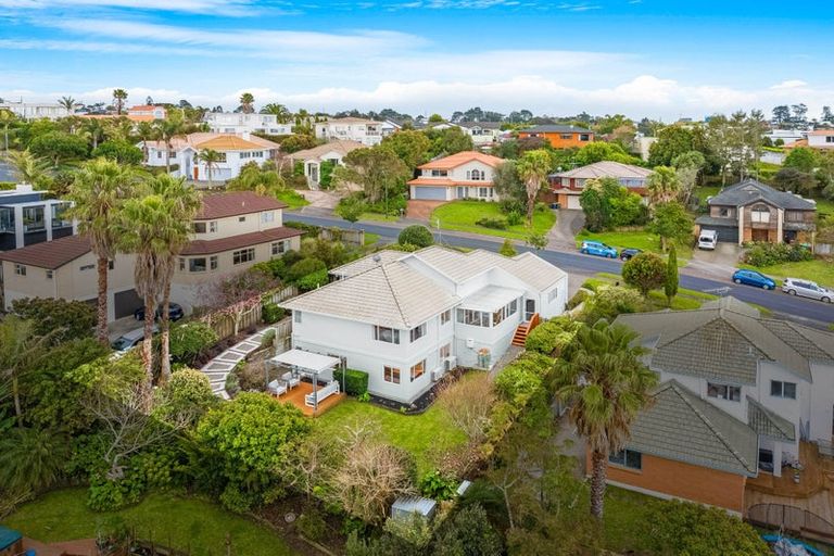Photo of property in 27 Caversham Drive, Torbay, Auckland, 0630