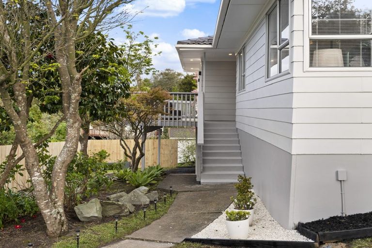 Photo of property in 5 Gallony Avenue, Massey, Auckland, 0614