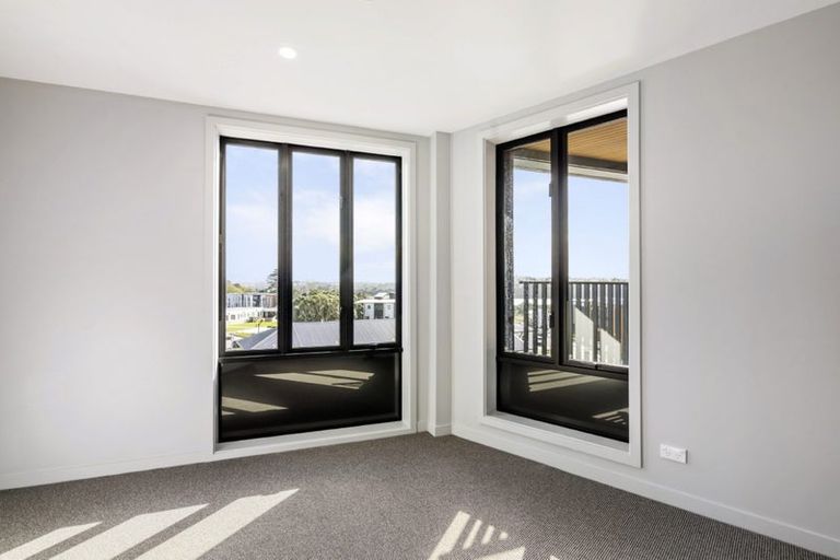Photo of property in 407/2 Launch Road, Hobsonville, Auckland, 0616