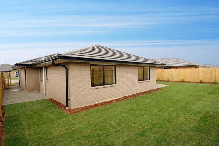 Photo of property in 31 Flint Road, Rolleston, 7614
