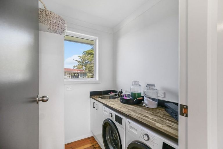Photo of property in 638 Queen Street East, Levin, 5510
