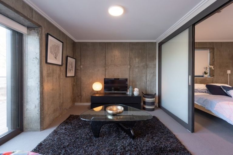 Photo of property in Frame Apartments, 101/111u Molesworth Street, Thorndon, Wellington, 6011