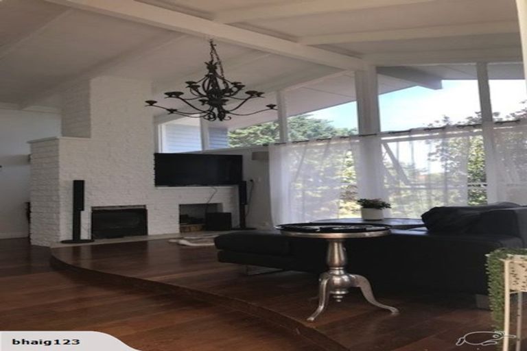 Photo of property in 23 Lanigan Street, Birkdale, Auckland, 0626